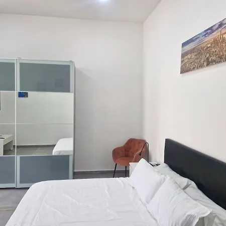 Franceschina Recently Renovated, Right In The Center Apartmán